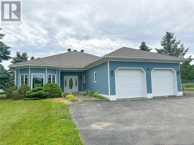 17 Macdonald Rd, House other with 4 bedrooms, 6 bathrooms and null parking in Upper Woodstock NB | Image 3