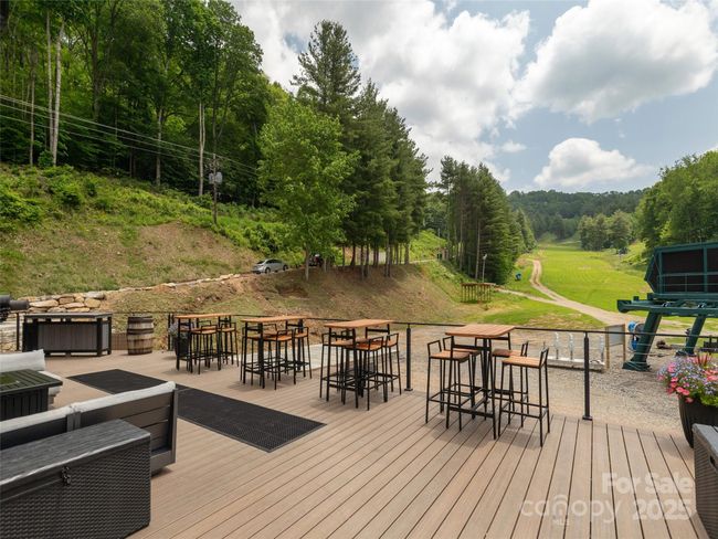 Ski Lodge & Restaurant | Image 29