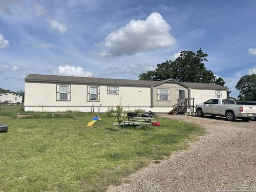 3762 Cr 334, Stockdale, TX, 78160 | Card Image