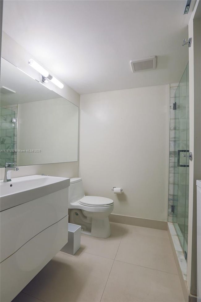 APT-510 - 1000 Quayside Ter, Condo with 2 bedrooms, 2 bathrooms and null parking in Miami FL | Image 22