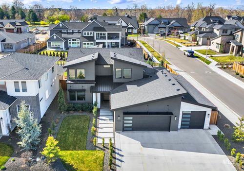 7929 W Deerfawn Ln, Eagle, ID, 83616-5693 | Card Image