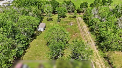 410 Jones Rd, Highlands, TX, 77562-4216 | Card Image