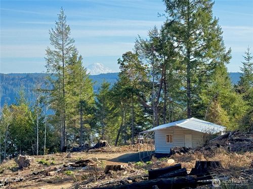 67 N Devereaux Dr, Lilliwaup, WA, 98555-9739 | Card Image