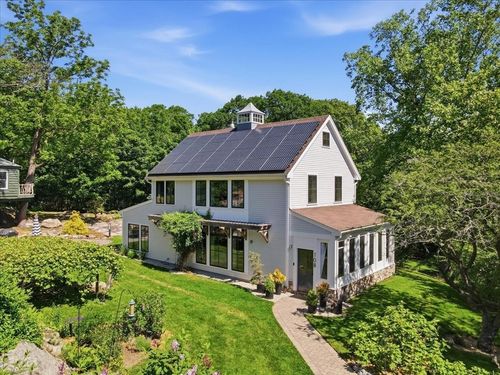 108 Kilby St, Hingham, MA, 02043-2052 | Card Image