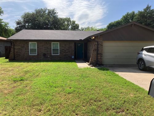 2402 Leslie St, Denton, TX, 76205-5914 | Card Image