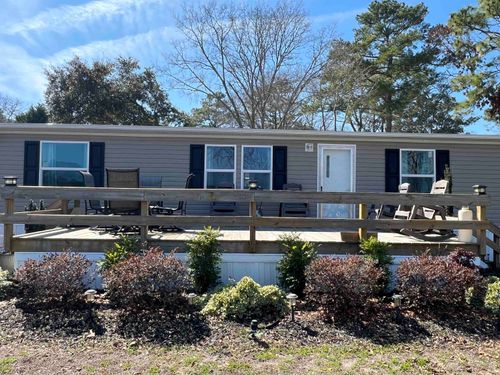 1617 Crystal Lake Dr, Myrtle Beach, SC, 29575-5743 | Card Image