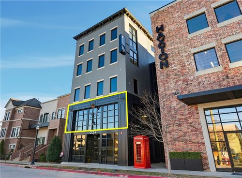 224 Se 2nd St, Bentonville, AR, 72712-5913 | Card Image