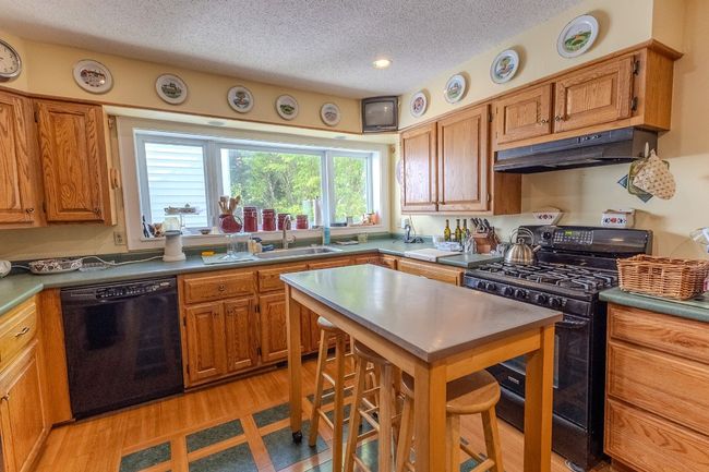 706 N Center St, House other with 5 bedrooms, 2 bathrooms and null parking in Corry PA | Image 10