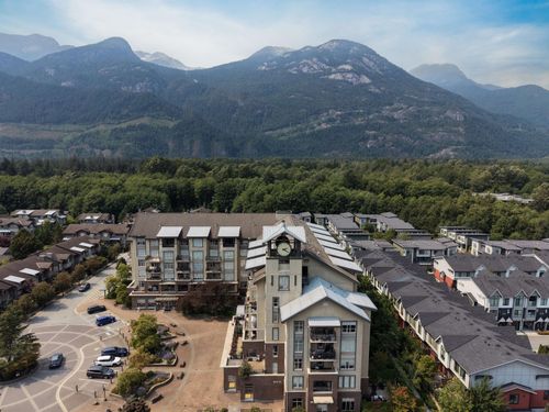 305-1211 Village Green Way, Squamish, BC, V8B0R7 | Card Image