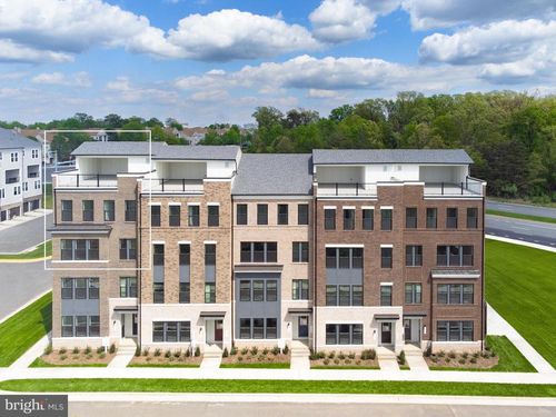 13716 Aviation Pl, HERNDON, VA, 20171-5480 | Card Image