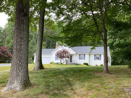 19 Chelsea Ridge Drive, Vernon, CT, 06066 | Card Image