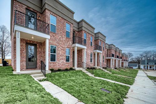 200 E Washington Ave, Covington, TN, 38019-2548 | Card Image