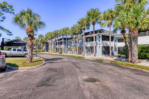 apt-b203-5507 Fountain Lake Cir, BRADENTON, FL, 34207-3723 | Card Image