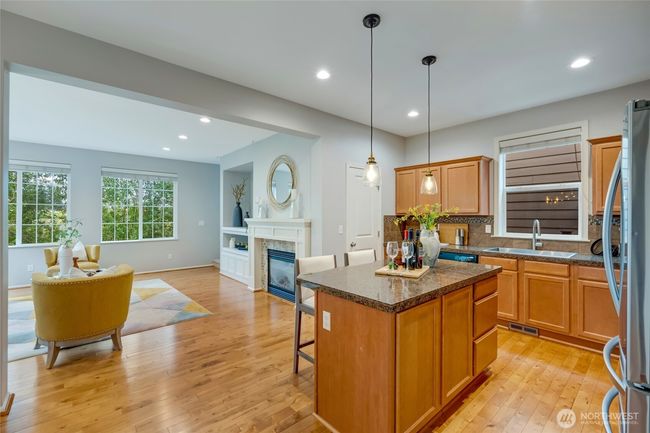 18307 38 Th Dr Se, Townhouse with 4 bedrooms, 3 bathrooms and 2 parking in Bothell WA | Image 7