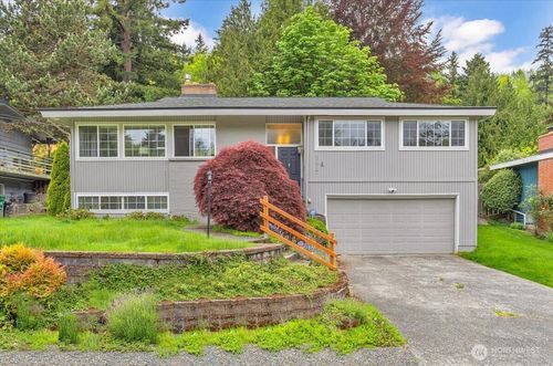 3417 77th Ave Se, Mercer Island, WA, 98040-3443 | Card Image
