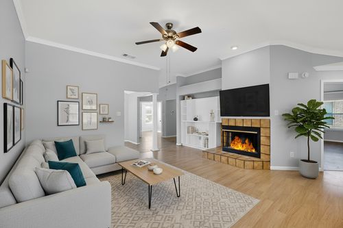 664 Phillips Dr, Coppell, TX, 75019-6061 | Card Image