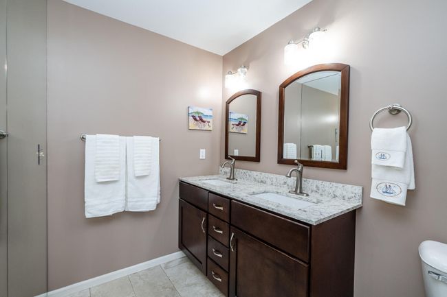 193 Wayne St, Condo with 3 bedrooms, 2 bathrooms and null parking in Saint Joseph MI | Image 25