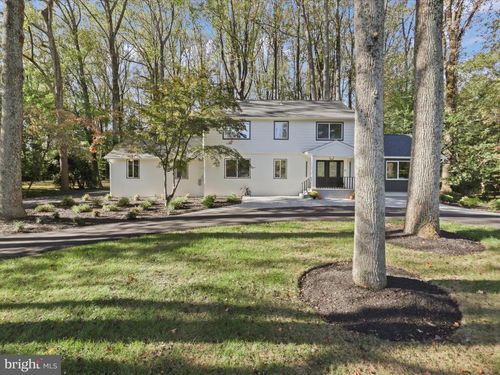 8355 Alvord St, MCLEAN, VA, 22102-1727 | Card Image