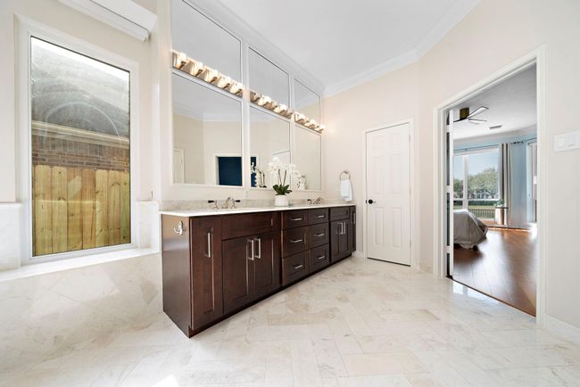 6310 Hidden Crest Way, House other with 5 bedrooms, 4 bathrooms and 2 parking in Sugar Land TX | Image 26