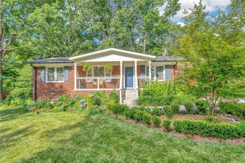 8 Ghana Dr, Greenville, SC, 29605-3311 | Card Image
