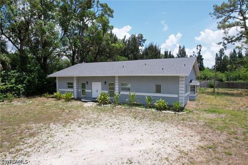 7823 Marx Dr, NORTH FORT MYERS, FL, 33917-1923 | Card Image