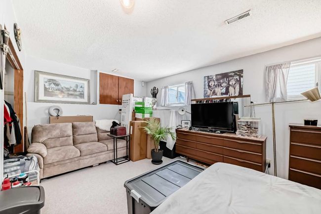 31 Martinridge Grove Ne, House other with 4 bedrooms, 2 bathrooms and 2 parking in Calgary AB | Image 25