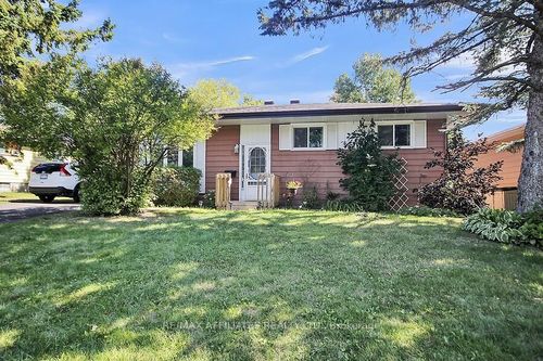 52 Laurie Crt, Kanata, ON, K2L1S4 | Card Image