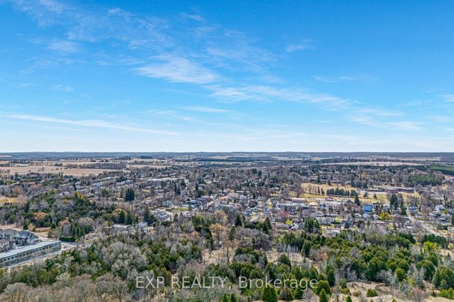 91 Mainprize Cres, House other with 4 bedrooms, 3 bathrooms and 4 parking in Mount Albert ON | Image 43