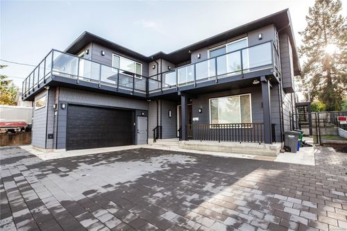 741 Snowdrop Ave, Victoria, BC, V8Z2N3 | Card Image