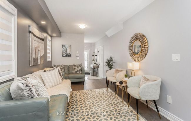 4238 Thomas Alton Blvd, House attached with 3 bedrooms, 4 bathrooms and 2 parking in Burlington ON | Image 10