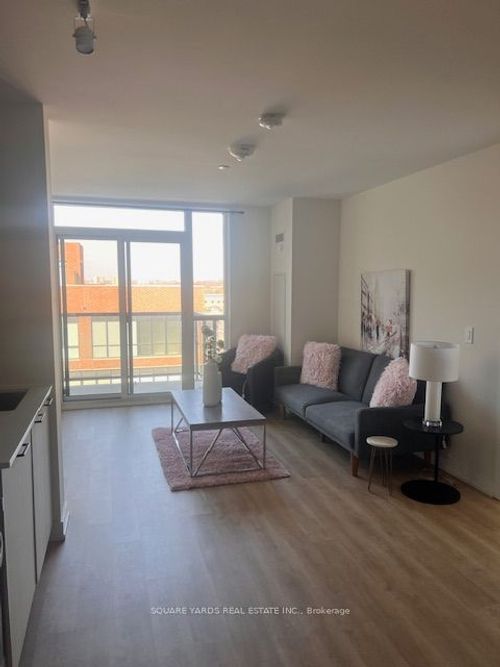 908-2300 St Clair Ave W, Toronto, ON, M6N0B3 | Card Image