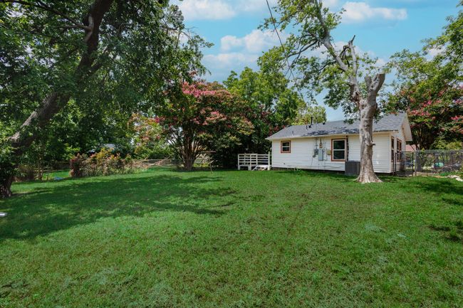 View of yard with central AC | Image 16