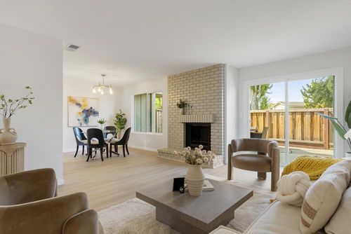 1102 Burke Ln, Foster City, CA, 94404-3636 | Card Image