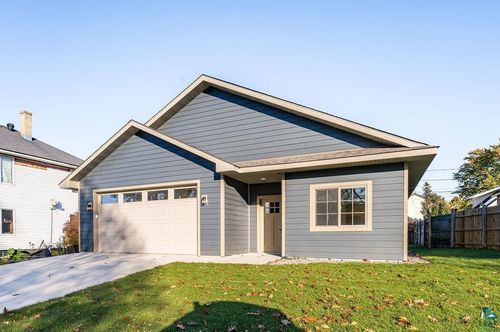 106 7th Street, Cloquet, MN, 55720 | Card Image