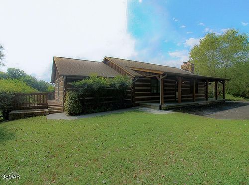 1901 Pine Ridge Rd, Seymour, TN, 37865-4611 | Card Image