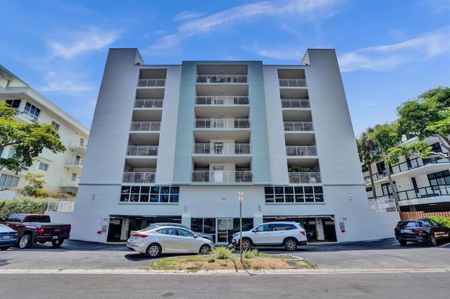 APT-304 - 155 Isle Of Venice Dr, Condo with 2 bedrooms, 2 bathrooms and null parking in Fort Lauderdale FL | Image 71