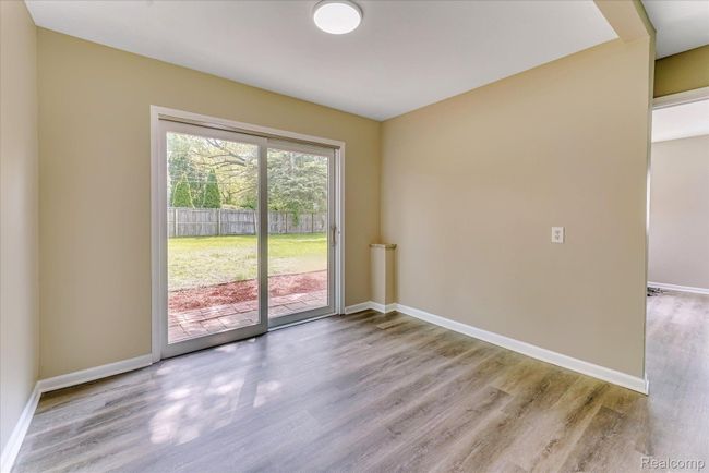 2365 Middlebelt Rd, House other with 4 bedrooms, 2 bathrooms and null parking in West Bloomfield MI | Image 16