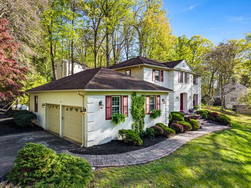 346 N Woodmont Dr, DOWNINGTOWN, PA, 19335-3214 | Card Image