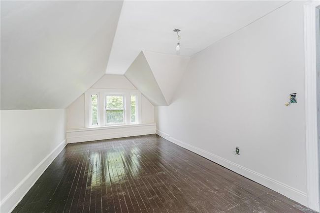 335 18 Th St, Home with 9 bedrooms, 2 bathrooms and null parking in Brooklyn NY | Image 39