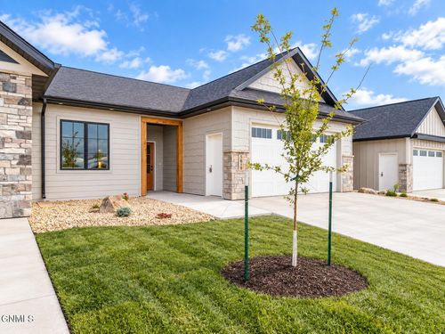 5619 Marble Point, Bismarck, ND, 58503 | Card Image