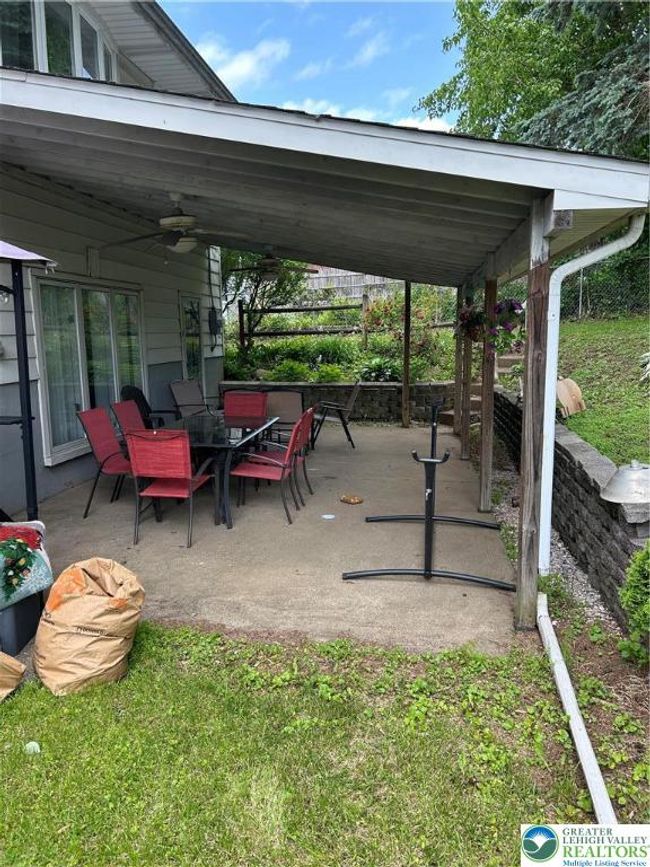 Covered Patio | Image 13