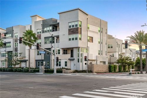 1102 S Urbana St, Anaheim, CA, 92805-6504 | Card Image