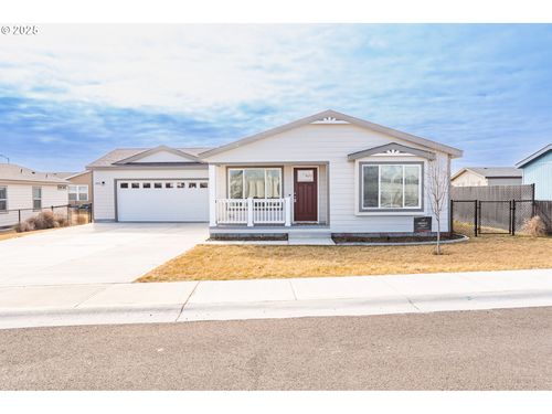 303 Oregon Trail Blvd, Boardman, OR, 97818-9731 | Card Image