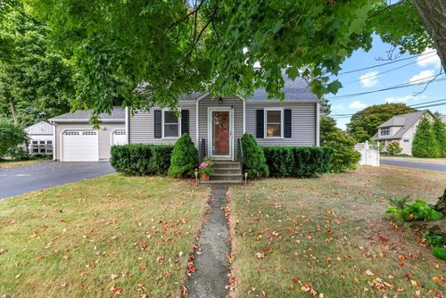 83 Underhill Rd, Milford, CT, 06460-6347 | Card Image