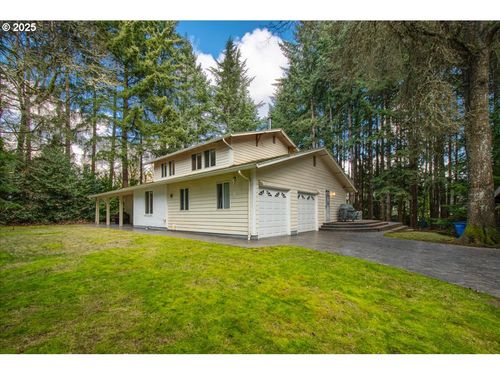 15015 Ne 3rd Ave, Vancouver, WA, 98685-1721 | Card Image