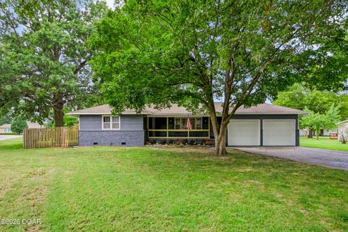611 S 2nd St, Jasper, MO, 64755-9162 | Card Image