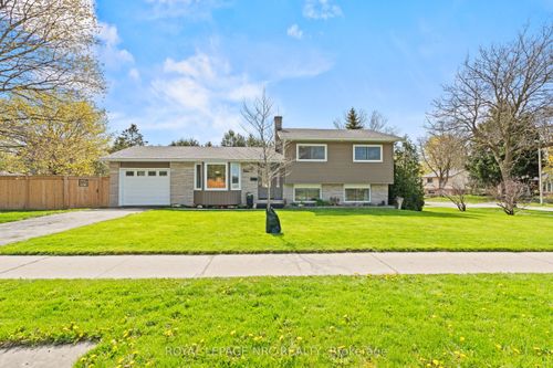 466 Willow Rd, Guelph, ON, N1H6S2 | Card Image