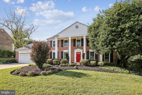 9017 Falls Chapel Way, POTOMAC, MD, 20854-2389 | Card Image