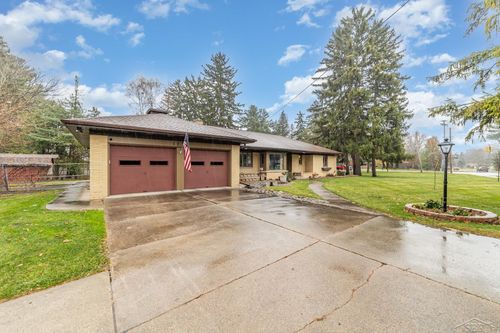 1270 Hemmeter Rd, Saginaw, MI, 48638-4623 | Card Image