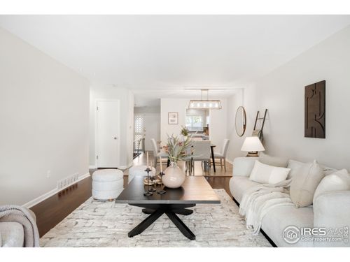 2275 S Grant St, Denver, CO, 80210-4406 | Card Image